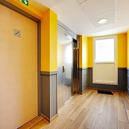 Hotel Charming With Rooftop - 2p - Vanves