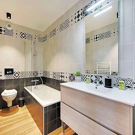 Charming With Rooftop - 2p - Vanves 3*
